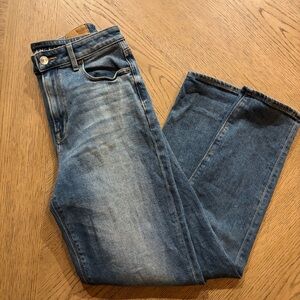 American Eagle Outfitters Women’s Blue Mom Denim Straight Jeans